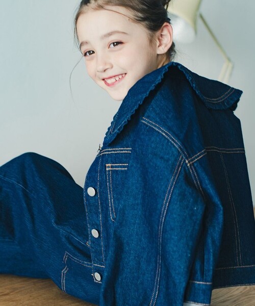 EDWIN（エドウィン）の「【Ou? by EDWIN】ビッグ襟フリルGジャン（デニムジャケット・キッズ・ネイビー・100/150/130/140/120/110）」の4枚目の写真