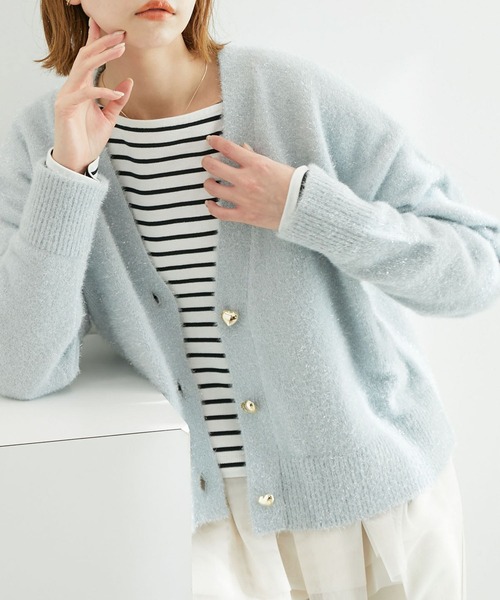 ROPE' PICNIC（ロペピクニック）の「ガラスヤーンハートボタンクルーネックカーディガン（カーディガン/ボレロ・レディース・ブルー系その他4/ピンク/オフホワイト・38）」の2枚目の写真