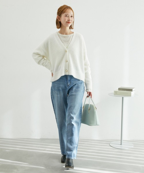 ROPE' PICNIC（ロペピクニック）の「ガラスヤーンハートボタンクルーネックカーディガン（カーディガン/ボレロ・レディース・ブルー系その他4/ピンク/オフホワイト・38）」の4枚目の写真