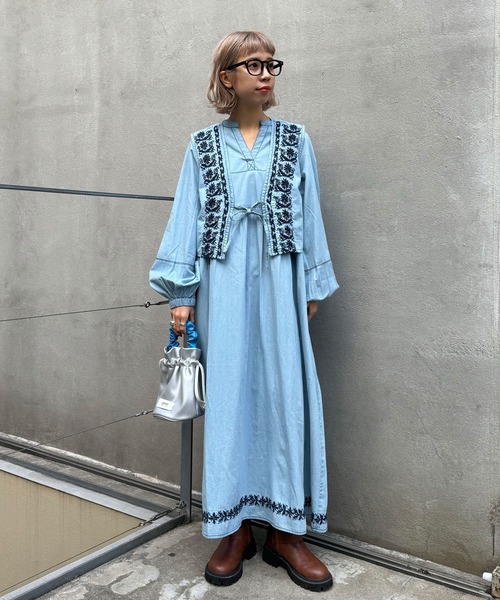 チャオパニックティピー　デニム刺繍ワンピース　インド綿　ロング丈　フリーサイズ CIAOPANIC TYPY（チャオパニックティピー）の「indiaデニム刺繍