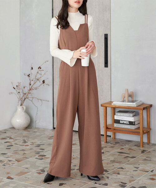 KOBE LETTUCE（コウベレタス）の「[ ストレッチ×ノーアイロン ] 細見えストレッチデザインキャミオールインワン（つなぎ/オールインワン・レディース・ブラック/モカ/チャコール/ホワイト系・M/PM）」の4枚目の写真