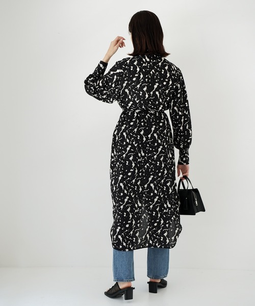 CIEL'AIR（シエルエアー）の「Print Shirt Dress（シャツワンピース・レディース・ブラック・FREE）」の3枚目の写真