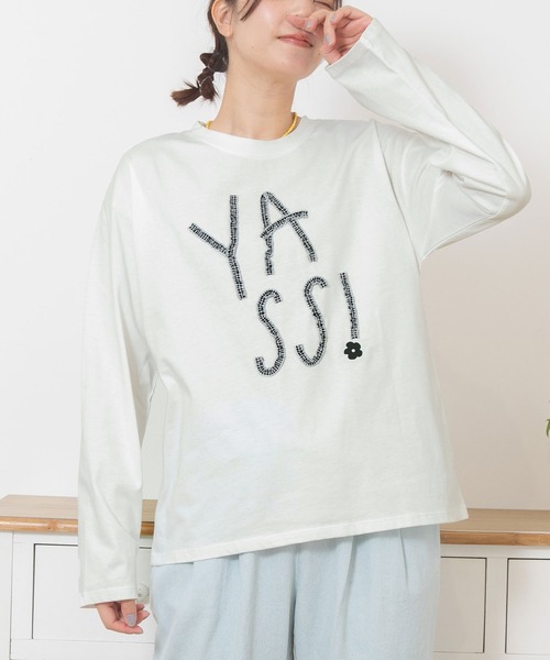 POU DOU DOU（プードゥドゥ）の「YASS ギャザーテープロゴロンTee（Tシャツ/カットソー・レディース・オフホワイト/ライトイエロー/ブルー・3）」の2枚目の写真
