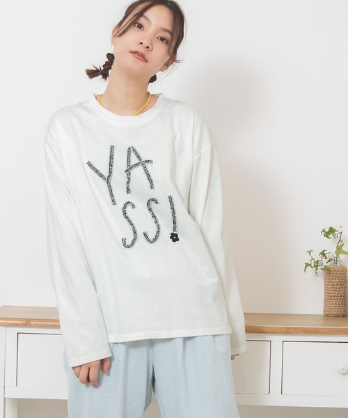 POU DOU DOU（プードゥドゥ）の「YASS ギャザーテープロゴロンTee（Tシャツ/カットソー・レディース・オフホワイト/ライトイエロー/ブルー・3）」の9枚目の写真