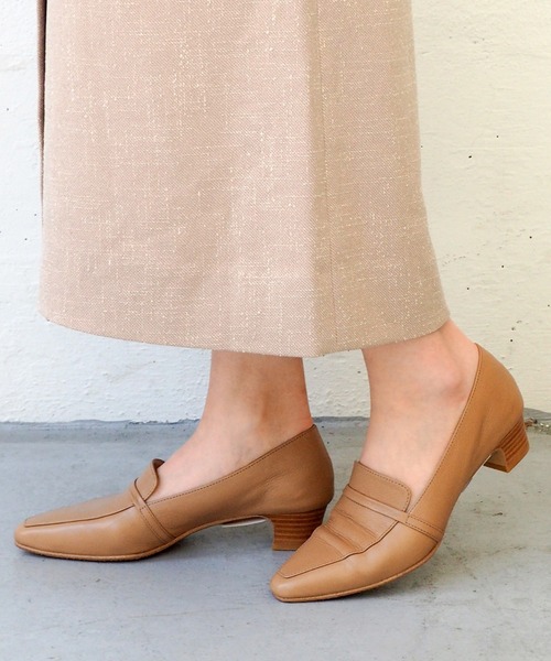 cava cava（サヴァサヴァ）の「防滑│シンプルモカパンプス　3720511（パンプス・レディース・ベージュ/クリアブラック/ブラック/アイボリー/シャンパン/グレイッシュベージュ/ダークブラウン・23.0cm/23.5cm/24.0cm/24.5cm/22.5cm/24cm/23cm）」の5枚目の写真