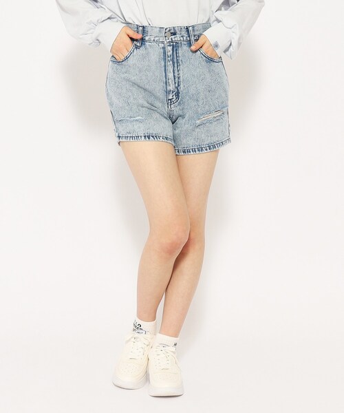 PINK-latte(ピンクラテ)の「◆【アジャスターあり】ダメージデザインショートパンツ(その他パンツ・キッズ・ブラック/ブルー系8/ブルー系9/オフホワイト/ブラック系4・14/15 /16)」の5枚目の写真