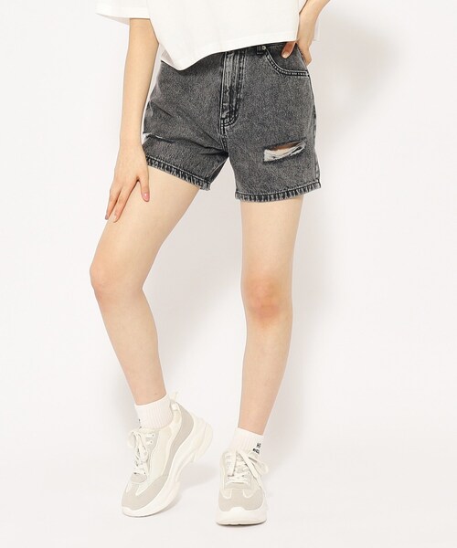 PINK-latte(ピンクラテ)の「◆【アジャスターあり】ダメージデザインショートパンツ(その他パンツ・キッズ・ブラック/ブルー系8/ブルー系9/オフホワイト/ブラック系4・14/15 /16)」の17枚目の写真