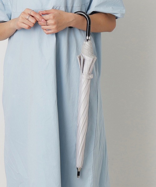 LANVIN en Bleu(ランバンオンブルー)の「遮光晴雨兼用日傘 ピコレース(長傘・レディース・ダークブルー/ベージュ/ブラック・FREE)」の16枚目の写真