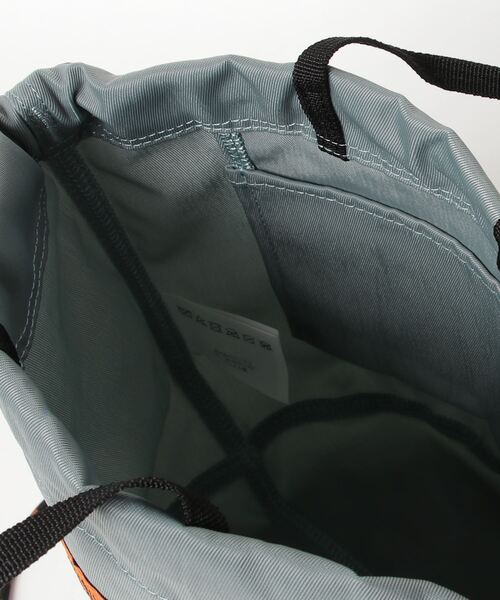 UNIVERSAL OVERALL（ユニバーサルオーバーオール）の「UNIVERSAL OVERALL / カラーザイルナイロンポーチ / UVO-023ASR（ショルダーバッグ・レディース・ライトブルー/ブラック/チャコールグレー/ネイビー/オレンジ/ベージュ/ホワイト/ライトグリーン・ONESIZE）」の11枚目の写真