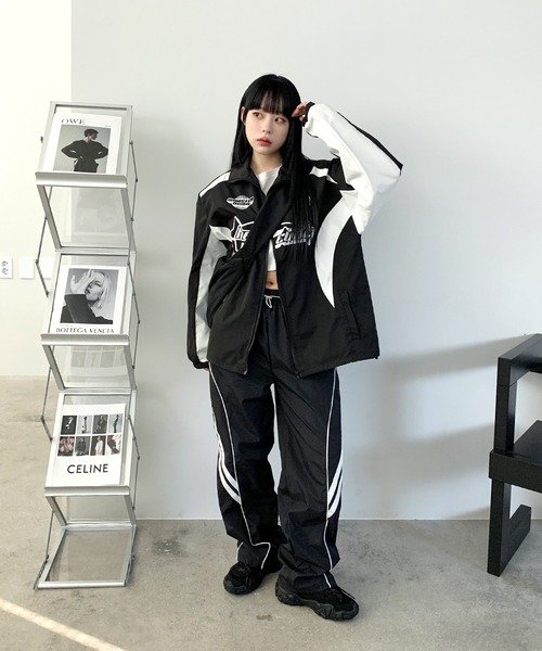 FOLLOWIN（フォロウィン）の「[UNISEX][スポーティーブロックコアルック]ナイロン配色ストリングワイドパンツ（その他パンツ・レディース・ライトグレー/ブラック・FREE）」の11枚目の写真
