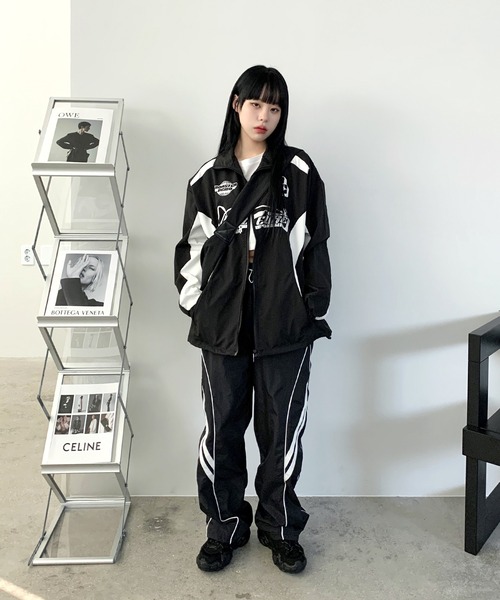 FOLLOWIN（フォロウィン）の「[UNISEX][スポーティーブロックコアルック]ナイロン配色ストリングワイドパンツ（その他パンツ・レディース・ライトグレー/ブラック・FREE）」の12枚目の写真