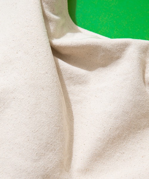 BEN DAVIS(ベンデイビス)の「【BEN DAVIS/ベンデイヴィス】 ビッグキャンパスショルダーバッグ(バックパック/リュック・メンズ・ブラック/オフホワイト/キャメル/カーキ・FREE)」の12枚目の写真