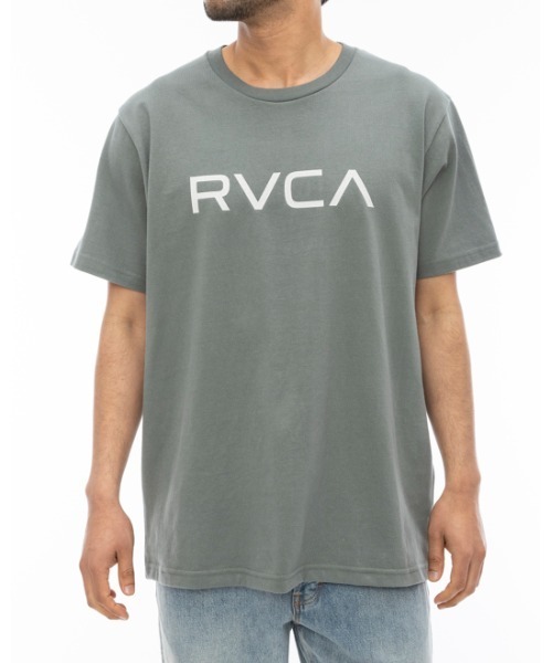 RVCA(ルーカ)の「RVCA メンズ BIG RVCA VITAGE RED STITCH TEE Tシャツ 【2024年春夏モデル】/ルーカ半袖ワンポイントロゴTシャツ(Tシャツ/カットソー・メンズ・オフホワイト/ヘザーグレー/ブルー/ブラック/グリーン系その他/エンジ・LARGE/MEDIUM/SMALL)」の5枚目の写真
