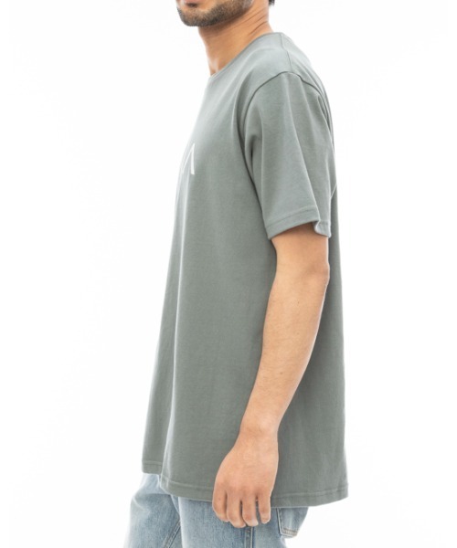 RVCA(ルーカ)の「RVCA メンズ BIG RVCA VITAGE RED STITCH TEE Tシャツ 【2024年春夏モデル】/ルーカ半袖ワンポイントロゴTシャツ(Tシャツ/カットソー・メンズ・オフホワイト/ヘザーグレー/ブルー/ブラック/グリーン系その他/エンジ・LARGE/MEDIUM/SMALL)」の15枚目の写真