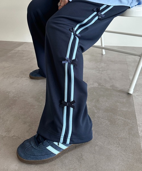 apres jour mignon（アプレジュールミニョン）の「ラインリボンパンツ【ZOZOTOWN限定アイテム】（その他パンツ・レディース・ネイビー/ブルー系その他/ブラック・MEDIUM/X-LARGE/SMALL）」の3枚目の写真