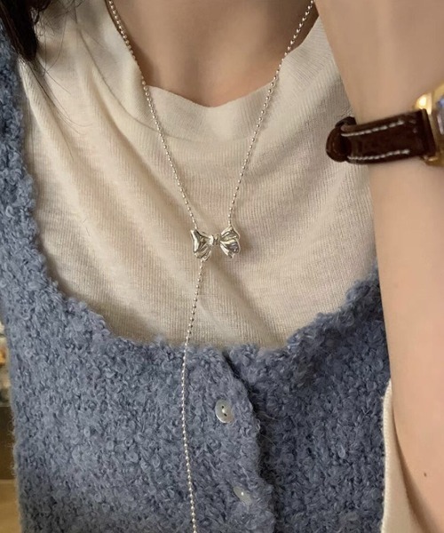 Vipoa（ヴィポア）の「ribbon beads long necklace（ネックレス・レディース・シルバー・FREE）」の2枚目の写真