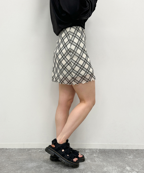 U by SPICK&SPAN(ユーバイスピックアンドスパン)の「チェックプリントチュールスカート(スカート・レディース・その他3/ブラック・38/36)」の12枚目の写真