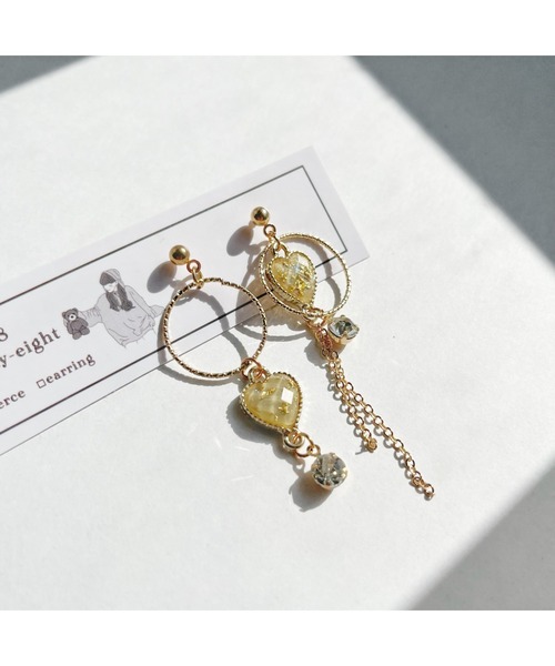 VIBGYOR（ヴィブジョー）の「【88eighty-eight】グリーンハートゴールドピアス【import】(MA)（ピアス（両耳用）・レディース・ゴールド・FREE）」の4枚目の写真