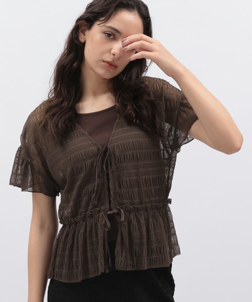 LAKOLE（ラコレ）の「タンク付きシャーリングカーディガン / 138174（カーディガン/ボレロ・レディース・アイボリー/ブラック/ブラウン・FREE）」の3枚目の写真