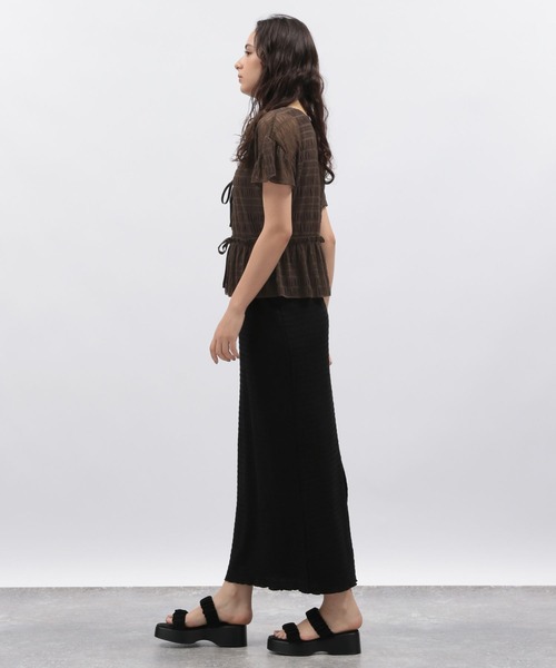 LAKOLE（ラコレ）の「タンク付きシャーリングカーディガン / 138174（カーディガン/ボレロ・レディース・アイボリー/ブラック/ブラウン・FREE）」の18枚目の写真