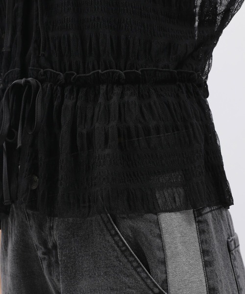 LAKOLE（ラコレ）の「タンク付きシャーリングカーディガン / 138174（カーディガン/ボレロ・レディース・アイボリー/ブラック/ブラウン・FREE）」の6枚目の写真