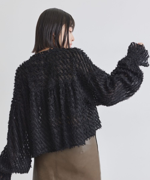 VIS（ビス）の「カットジャガードフリンジボリュームブラウス（シャツ/ブラウス・レディース・ブラック/キナリ・FREE）」の11枚目の写真