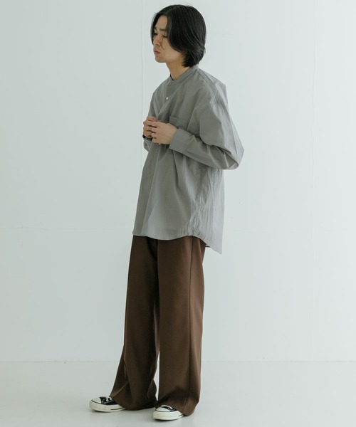 URBAN RESEARCH（アーバンリサーチ）の「C/Nエアーワッシャーシャツ（シャツ/ブラウス・メンズ・グレー/ネイビー/グリーン・MEDIUM/LARGE）」の6枚目の写真