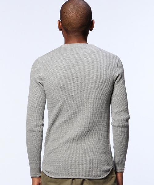 UNITED ARROWS（ユナイテッドアローズ）の「DSS UAND SP コットン ワッフル クルーネック（OCEANS 12月号掲載商品）（Tシャツ/カットソー・メンズ・ホワイト/ブラック/ライトグレー・1/2/3）」の4枚目の写真