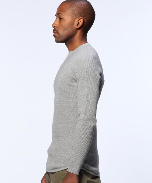 UNITED ARROWS（ユナイテッドアローズ）の「DSS UAND SP コットン ワッフル クルーネック（OCEANS 12月号掲載商品）（Tシャツ/カットソー・メンズ・ホワイト/ブラック/ライトグレー・1/2/3）」の6枚目の写真