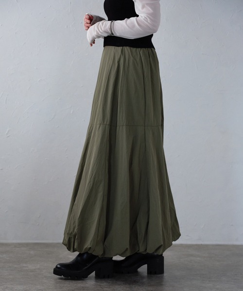 r.（アールドット）の「タフタバルーンスカート（スカート・レディース・アイボリー/ブラック/カーキ/グレー/ブルー・FREE）」の4枚目の写真