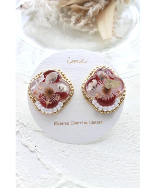 tone（トーン）の「【ime】ﾌﾗﾜｰ＆刺繍ﾋﾞｰｽﾞﾋﾟｱｽ(MA)（ピアス（両耳用）・レディース・ブルー/レッド/イエロー/グリーン・FREE）」の2枚目の写真
