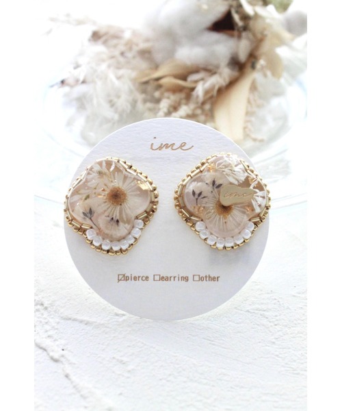 tone（トーン）の「【ime】ﾌﾗﾜｰ＆刺繍ﾋﾞｰｽﾞﾋﾟｱｽ(MA)（ピアス（両耳用）・レディース・ブルー/レッド/イエロー/グリーン・FREE）」の4枚目の写真