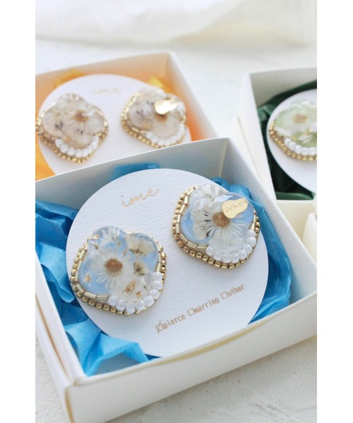 tone（トーン）の「【ime】ﾌﾗﾜｰ＆刺繍ﾋﾞｰｽﾞﾋﾟｱｽ(MA)（ピアス（両耳用）・レディース・ブルー/レッド/イエロー/グリーン・FREE）」の6枚目の写真