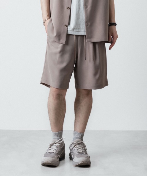 ATTACHMENT(アタッチメント)の「【 直営店・ZOZOTOWN限定 】PE ライトトロピカル イージーショーツ / PE LIGHT TROPICAL EASY SHORTS(その他パンツ・メンズ・ネイビー/ブラック/ライトベージュ・1/2/3)」の4枚目の写真
