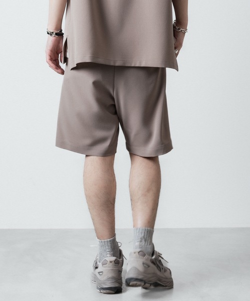 ATTACHMENT(アタッチメント)の「【 直営店・ZOZOTOWN限定 】PE ライトトロピカル イージーショーツ / PE LIGHT TROPICAL EASY SHORTS(その他パンツ・メンズ・ネイビー/ブラック/ライトベージュ・1/2/3)」の8枚目の写真