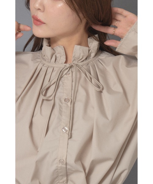 &. NOSTALGIA(アンドドットノスタルジア)の「【ZOZO限定】フリルネックベルスリーブブラウス(シャツ/ブラウス・レディース・グレー×ホワイト/アイボリー/グレイッシュベージュ・M)」の14枚目の写真