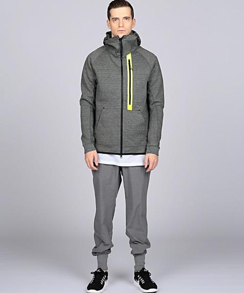 NIKE(ナイキ)の「NIKE(ナイキ) テックフリース ヒーロー FZ 1MM Gray(パーカー・メンズ・グレー・LARGE/SMALL/MEDIUM/X-LARGE)」の4枚目の写真