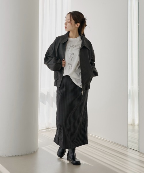 UNE MANSION(ユヌマンション)の「【UNE ORIGINAL】【ウエストサイドジッパー開け閉め自由に演出可能】ハイウエストススリットジッパーストレートストライプロングスカート(スカート・レディース・グレー/ネイビー/ブラック・LARGE/MEDIUM/SMALL)」の8枚目の写真