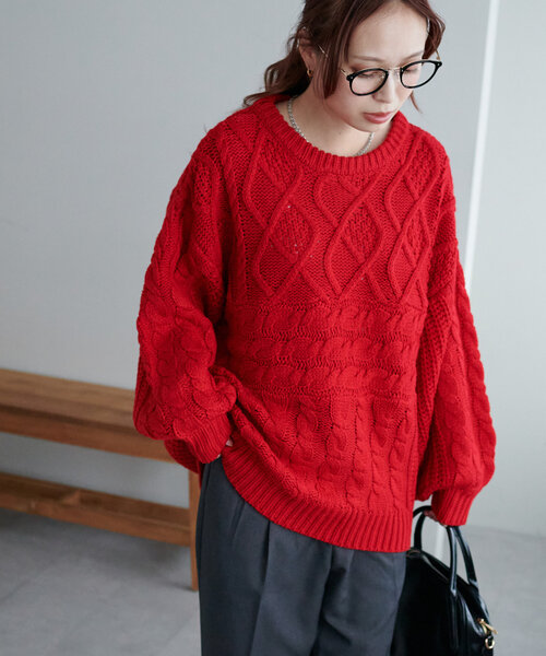 DISCOAT（ディスコート）の「【SNSで人気！】パッチワークケーブルボリュームニット《WEB限定》（ニット/セーター・レディース・レッド/ネイビー/グリーン系その他/チャコールグレー/アイボリー・MEDIUM）」の16枚目の写真