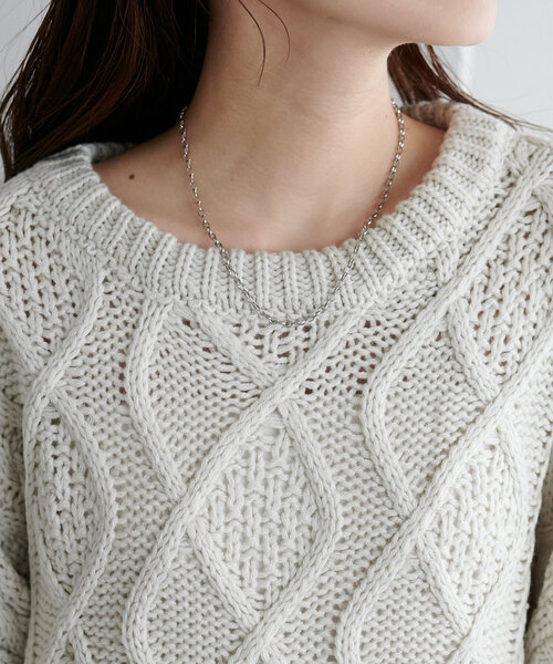 DISCOAT（ディスコート）の「【SNSで人気！】パッチワークケーブルボリュームニット《WEB限定》（ニット/セーター・レディース・レッド/ネイビー/グリーン系その他/チャコールグレー/アイボリー・MEDIUM）」の12枚目の写真