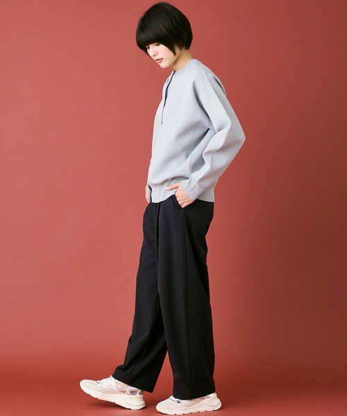 INED CLARO（イネドクラロ）の「カーブタックパンツ（その他パンツ・レディース・ベージュ/ネイビー/グレー・9号/11号）」の7枚目の写真