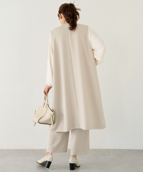 LAVEANGE（ラビアンジェ）の「【洗える】パールポケットロングジレ /セットアップ対応（ベスト・レディース・ベージュ/ブラック・5L/4L/3L/LL/M）」の18枚目の写真