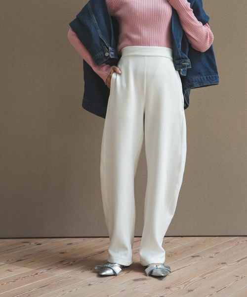 bohmal（ボマール）の「ボンディングカーブパンツ（その他パンツ・レディース・ブラック/アイボリー・MEDIUM）」の4枚目の写真