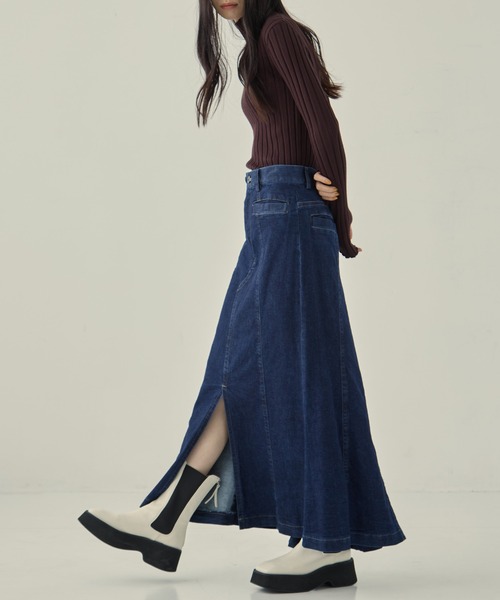 STUDIOUS（ステュディオス）の「【STUDIOUS/ステュディオス】バックフレアデニムスカート（スカート・レディース・グレー/ダークインディゴブルー・1/2）」の11枚目の写真