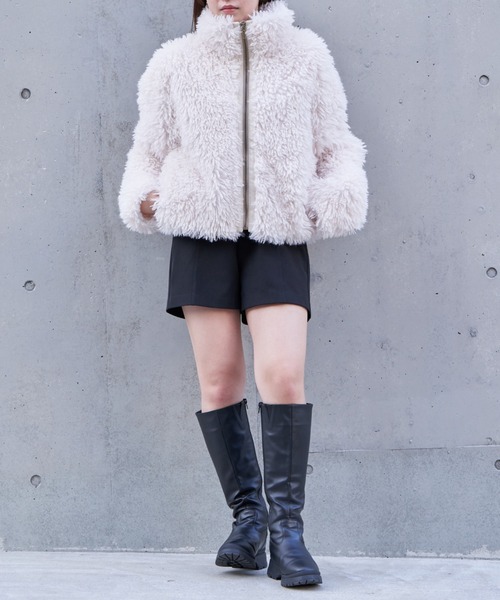 RAY CASSIN（レイカズン）の「【今年絶対欲しい】ボアブルゾン / 軽量 アウター（ブルゾン・レディース・ベージュ/チャコールグレー/アイボリー・FREE）」の11枚目の写真