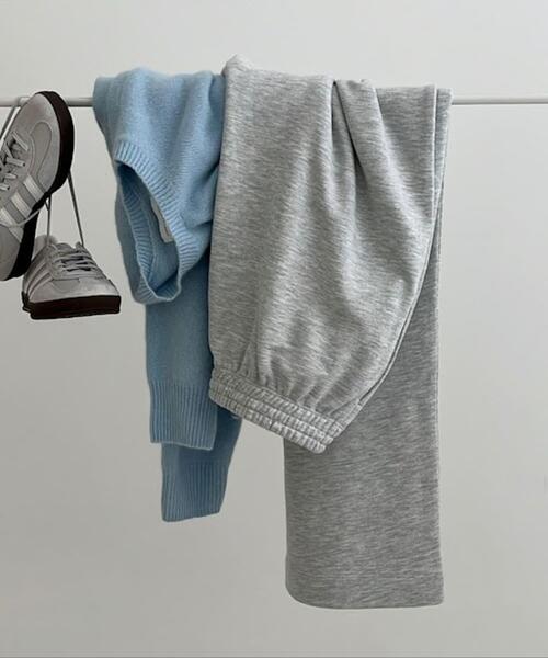 URBAN RESEARCH（アーバンリサーチ）の「『UR TECH』スウェットストレートパンツ（その他パンツ・レディース・グレー/ナチュラル・SMALL/MEDIUM）」の20枚目の写真