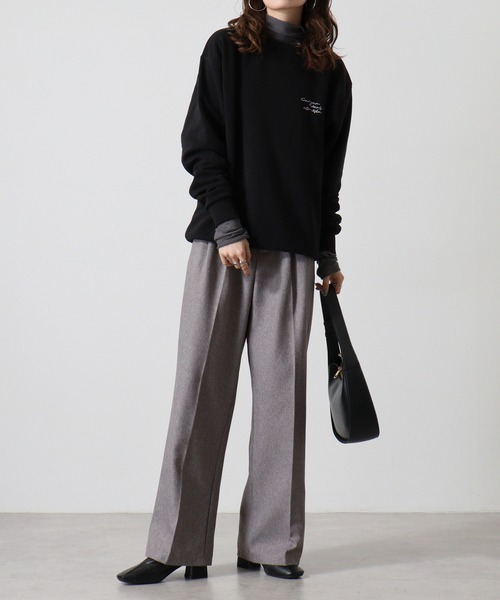 WS select ストレッチ裏起毛 ワンポイント刺繍 花柄デザインスウェットシャツ（スウェット）｜FUNALIVE（ファンアライブ）