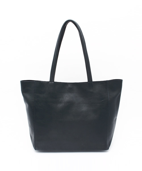 B:MING by BEAMS（ビーミングバイビームス）の「ビーミング by ビームス / カウレザートートバッグ（トートバッグ・メンズ・ブラック/ネイビー・ONE SIZE）」の2枚目の写真