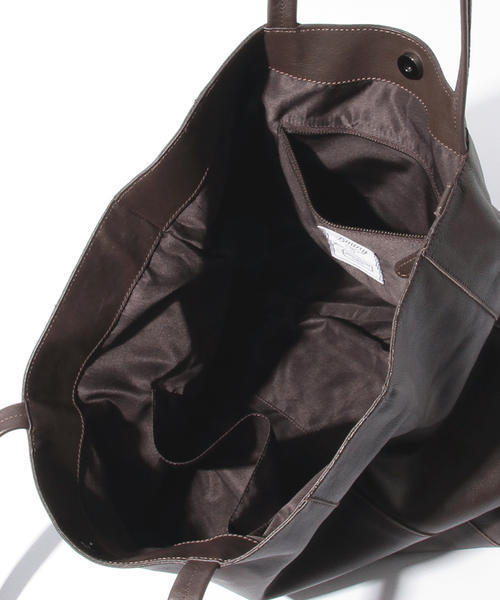 B:MING by BEAMS（ビーミングバイビームス）の「ビーミング by ビームス / カウレザートートバッグ（トートバッグ・メンズ・ブラック/ネイビー・ONE SIZE）」の18枚目の写真