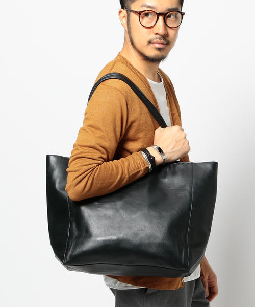 B:MING by BEAMS（ビーミングバイビームス）の「ビーミング by ビームス / カウレザートートバッグ（トートバッグ・メンズ・ブラック/ネイビー・ONE SIZE）」の15枚目の写真
